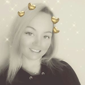 Meet your Posher, Brandi